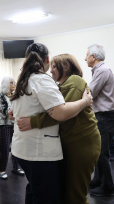 Projeto Viv&ecirc;ncias Seniores levou a aula de Biodanza &agrave; Associa&ccedil;&atilde;o Batista &Aacute;gape